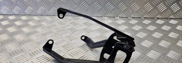 Audi A4 S4 B5 8D Fuel filter bracket/mount holder 8D0201987
