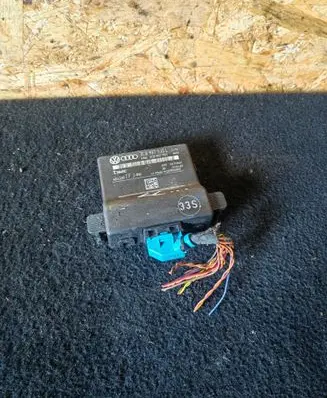 Volkswagen PASSAT CC Gateway control module 3C0907530L