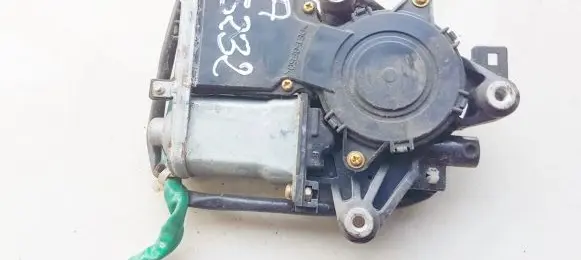 Mitsubishi Galant Front door window regulator motor 0620200091 062020-0091