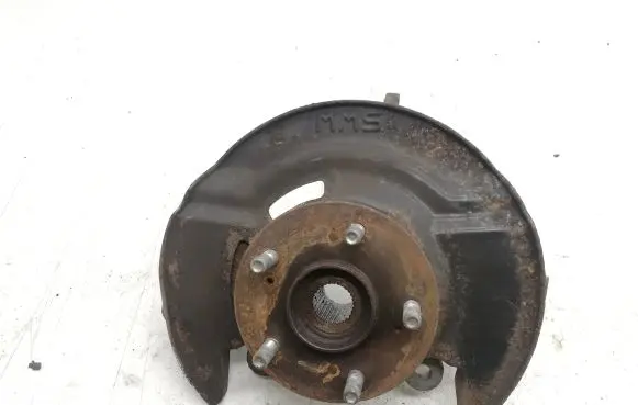 Honda CR-V Front wheel hub