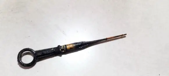 Oil level dip stick