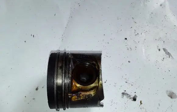 Nissan X-Trail T31 Piston NOCODE