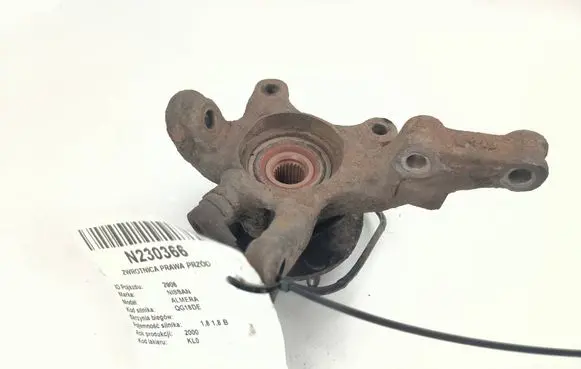 Nissan Almera N16 Front wheel hub spindle knuckle