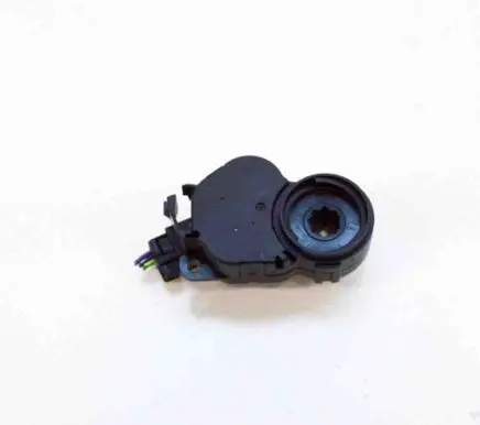 Renault Kadjar Air flap motor/actuator T37221B