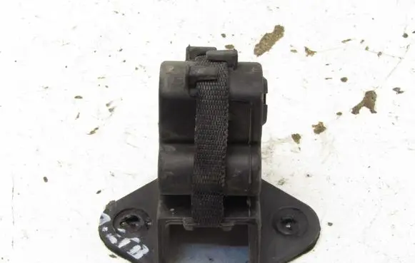 Peugeot 2008 II Muffler mount bracket/holder 6P249