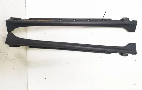 Suzuki Swift III Sill/side skirt trim 
