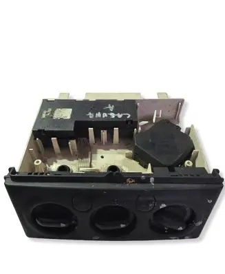 Renault Laguna I Climate control unit 9041703027