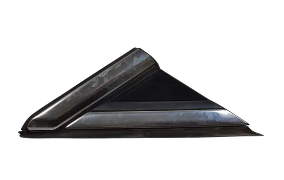 Ford Fusion II Front door trim (molding) ES73F16004 W196F