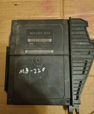 Mercedes-Benz E W210 Comfort/convenience module 2108203826 335626 5626T5M14D85