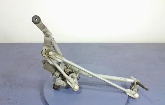 Front wiper linkage and motor