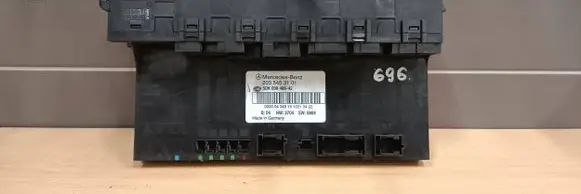 Mercedes-Benz C W203 Comfort/convenience module 2035453101