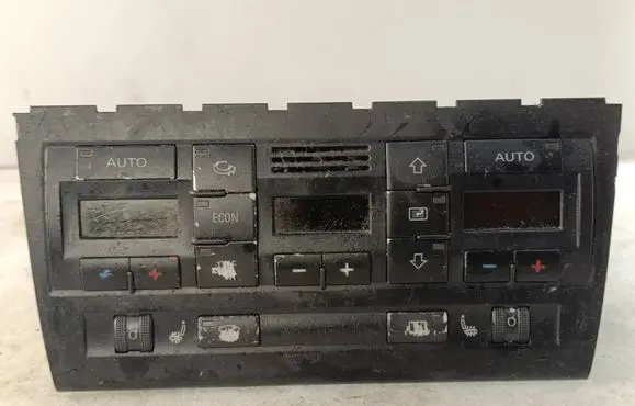 Audi A4 S4 B7 8E 8H Climate control unit 8E0820043AD