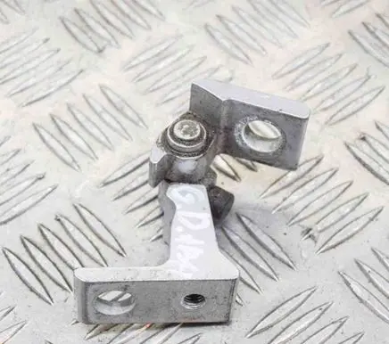 Audi Q3 8U Rear door upper hinge 8X0831404B