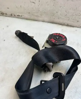 Mazda 3 I Front seatbelt 603157000