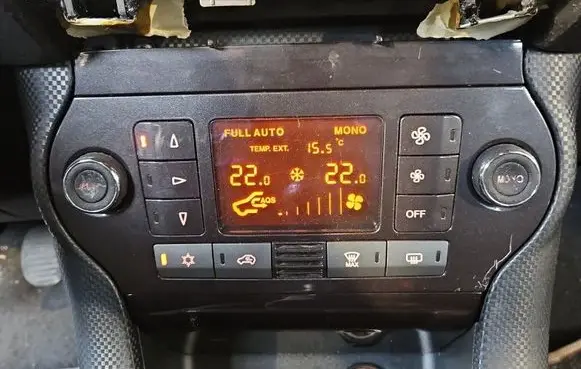 Fiat Bravo Climate control/heater control trim A83013300 IMPRK1584293