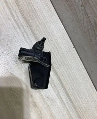 Nissan Juke II F16 Airbag deployment crash/impact sensor 985816LC0A