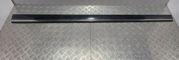 Mercedes-Benz E W211 Front door trim (molding) A2116901962
