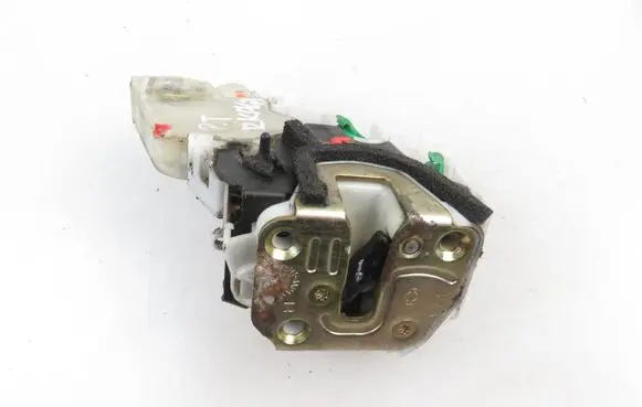 Nissan Pathfinder R50 Rear door lock 825525P003