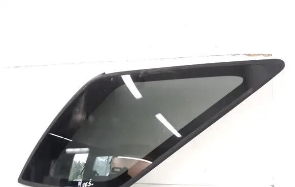 KIA Sorento Rear side window AS3