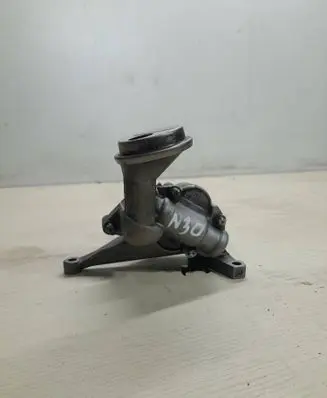 Mercedes-Benz ML W163 Oil pump 6061810801