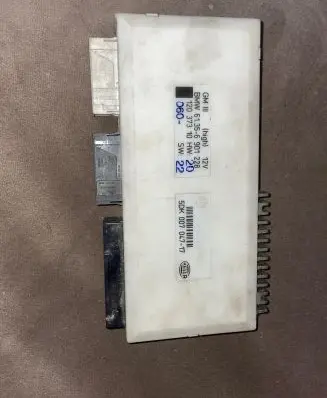 BMW 5 E39 Comfort/convenience module 61356901228