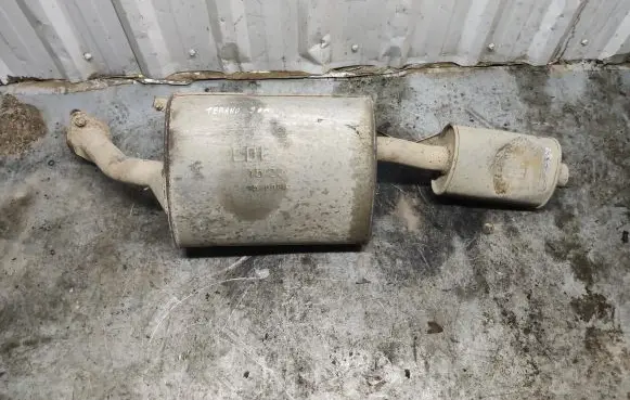 Nissan Terrano Middle muffler/silencer 