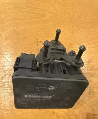 Audi A3 S3 8P ABS Pump 1K0907379AC 00005305H0 10096003593