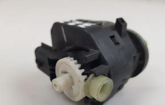 Renault Scenic III - Grand scenic III Headlight level adjustment motor 260562319R 01004020