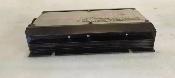 Volkswagen Multivan T5 Sound amplifier