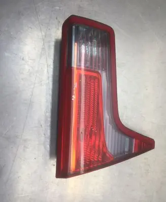 Citroen C5 Tailgate rear/tail lights 89032711