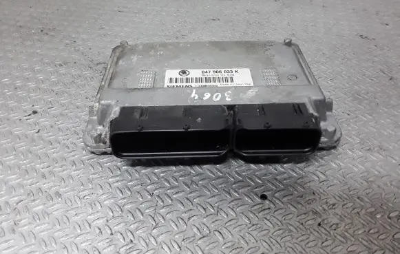 Skoda Fabia Mk1 (6Y) Engine control unit/module 047906033K