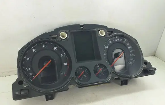 Volkswagen PASSAT B6 Speedometer (instrument cluster) 3C0920870T V0007000