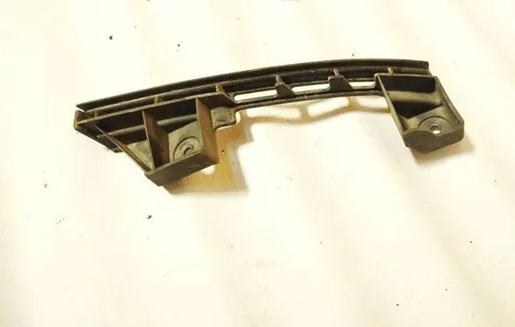Volkswagen Touran I Front bumper mounting bracket 807880B