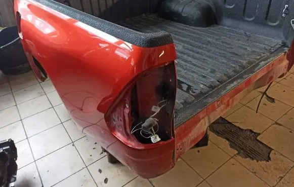 Toyota Hilux (AN120, AN130) Pickup box 