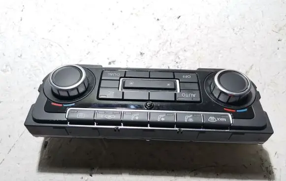 Volkswagen Golf VI Climate control unit 5K0907044BC 5HB00974630