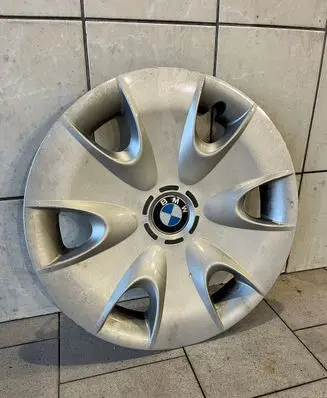 BMW 1 E81 E87 R16 wheel hub/cap/trim 36136777787