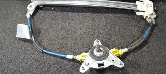 Peugeot 406 Sliding door window regulator with motor