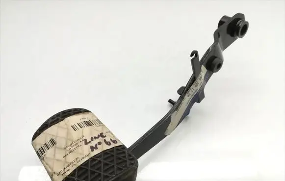 Mercedes-Benz A W168 Brake pedal A1682901718