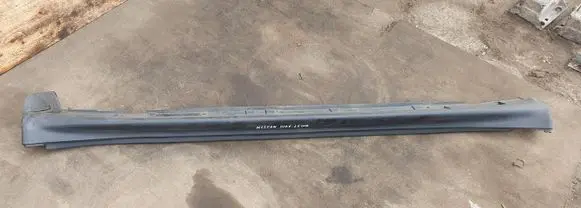 Nissan Juke I F15 Front sill (body part) 768511KA6A