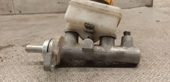 Subaru Forester SH Master brake cylinder 
