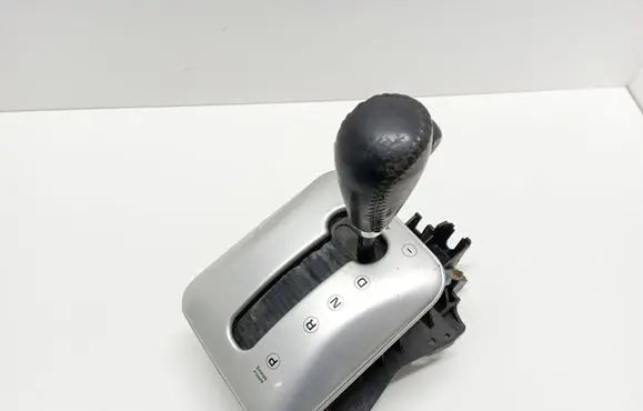 Chrysler Pacifica Gear shifter/selector 43475