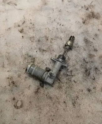Hyundai Galloper Clutch master cylinder