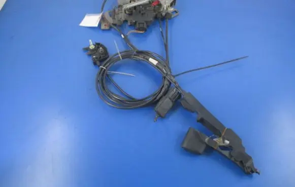 Chrysler Grand Voyager IV Rear door lock