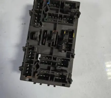 Citroen Berlingo Fuse module 9568205480