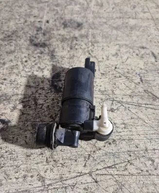 Renault Megane II Windscreen/windshield washer pump 8200067015 82000295685