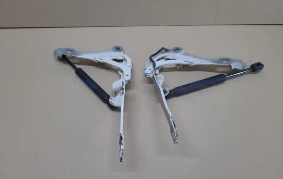 Mini One - Cooper Coupe R56 Engine bonnet/hood hinges 2751203