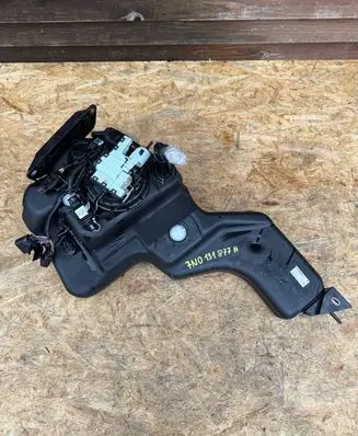 Seat Alhambra (Mk2) AdBlue liquid reservoir 7N0131877H
