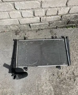 Volvo S40, V40 Coolant radiator