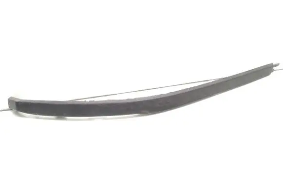 Front bumper lip