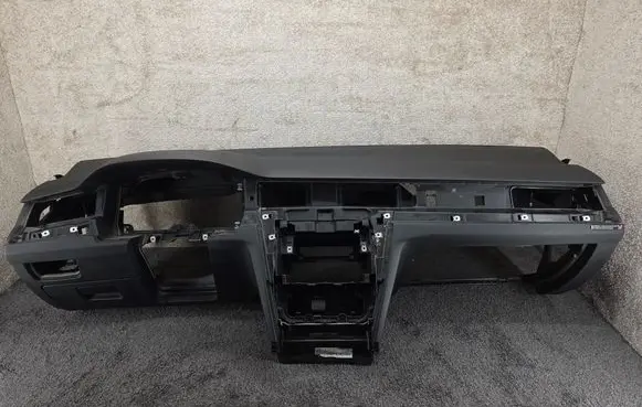 Volkswagen PASSAT B8 Dashboard 3G1857995